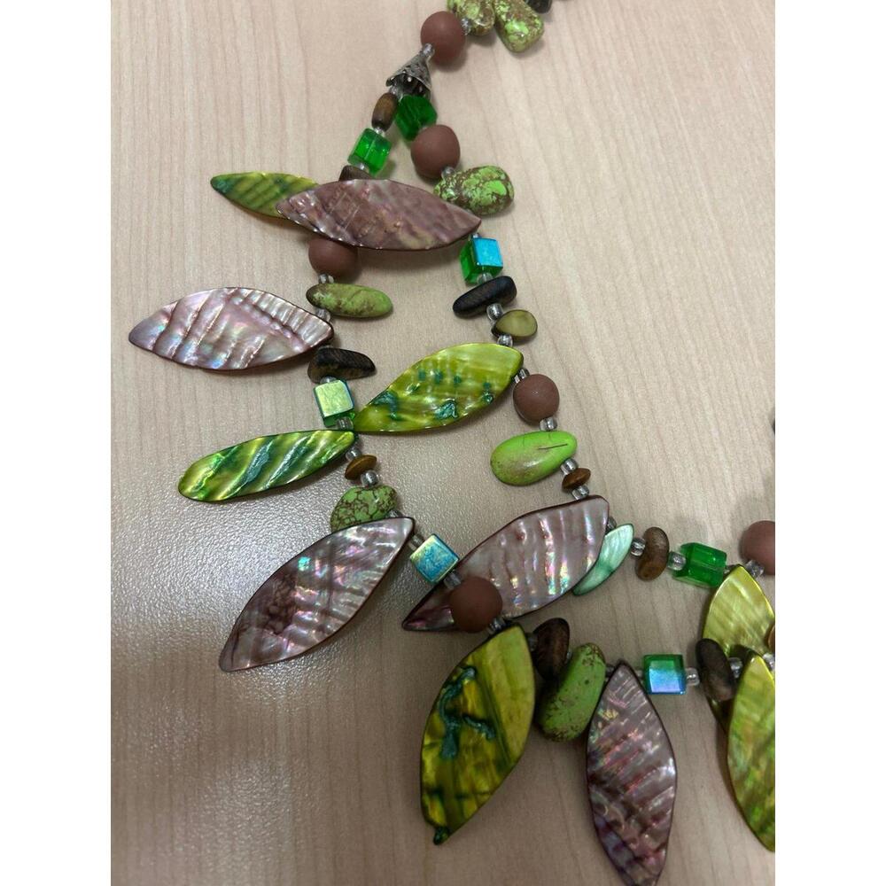 Boutique Designer Shell Statement Necklace - image 5